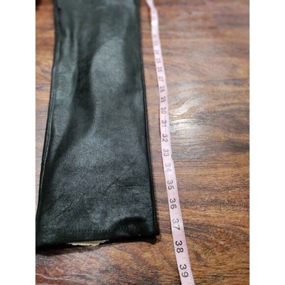 Chico's Ultra Suede Flat Front Tapared Leg Mid Rise Pants Black Women's 1P/ M - Picture 8 of 10